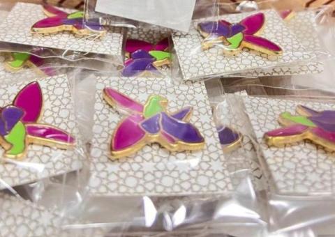 "Xarı bülbül" yaxa nişanı